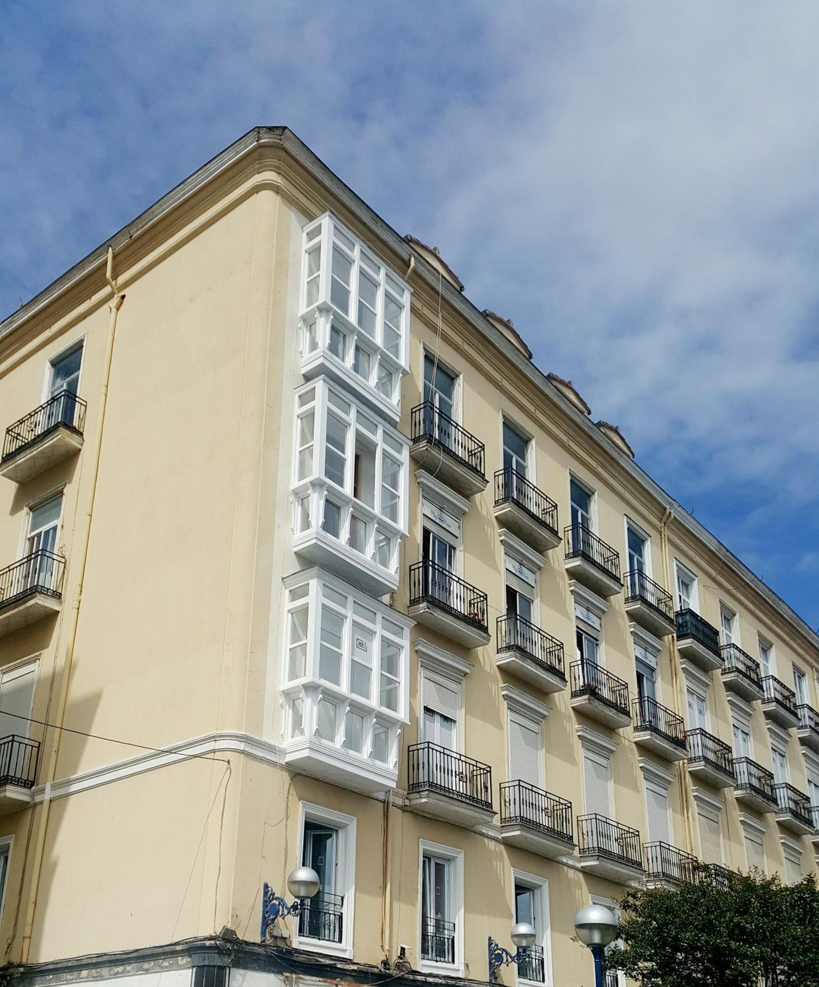 Apartamentos Art Suite Santander Oda fotoğraf